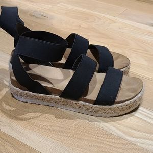 Black platform sandals